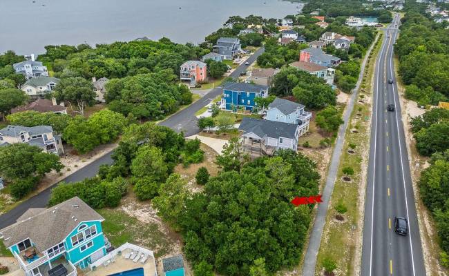 901 Seashore Crescent, Currituck County, NC 27927