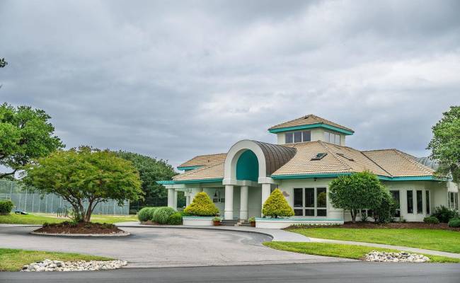 901 Seashore Crescent, Currituck County, NC 27927