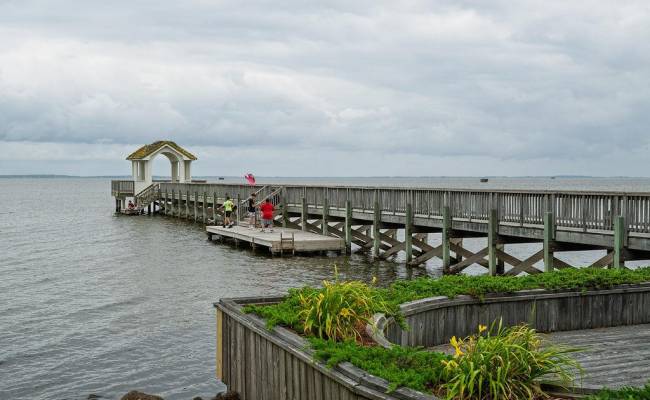901 Seashore Crescent, Currituck County, NC 27927