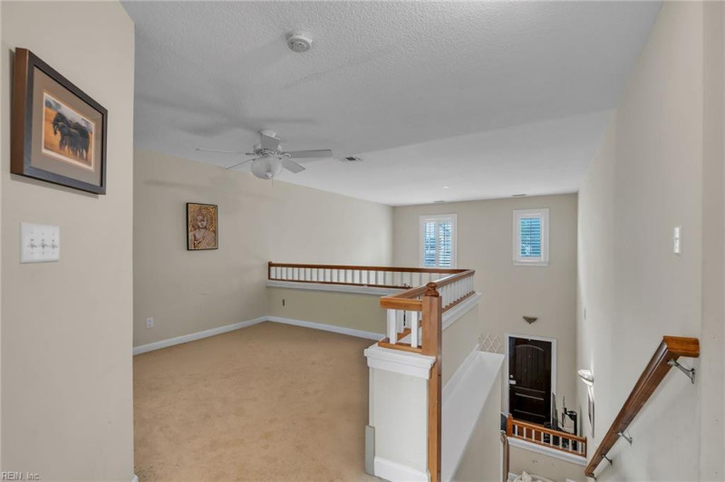 Photo 12 of 17 residential for sale in Virginia Beach virginia