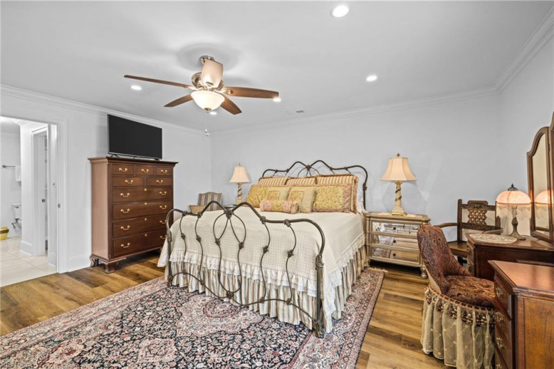 Photo 25 of 47 residential for sale in Virginia Beach virginia