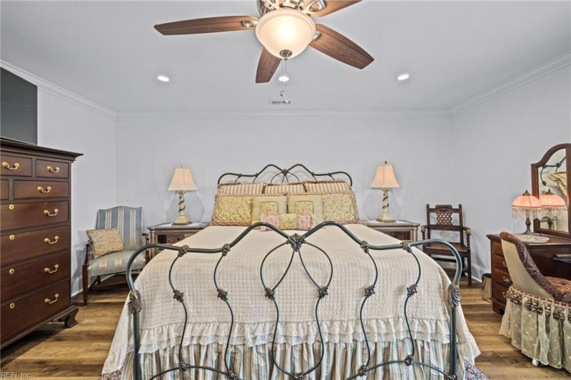 Photo 26 of 47 residential for sale in Virginia Beach virginia