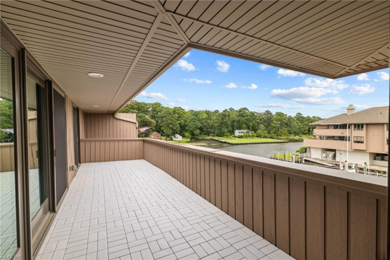 Photo 3 of 47 residential for sale in Virginia Beach virginia