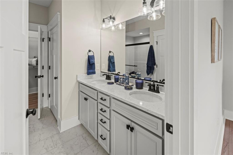 Photo 14 of 47 residential for sale in Suffolk virginia