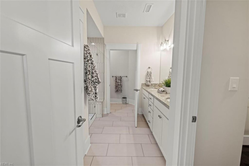 Photo 17 of 49 residential for sale in Suffolk virginia