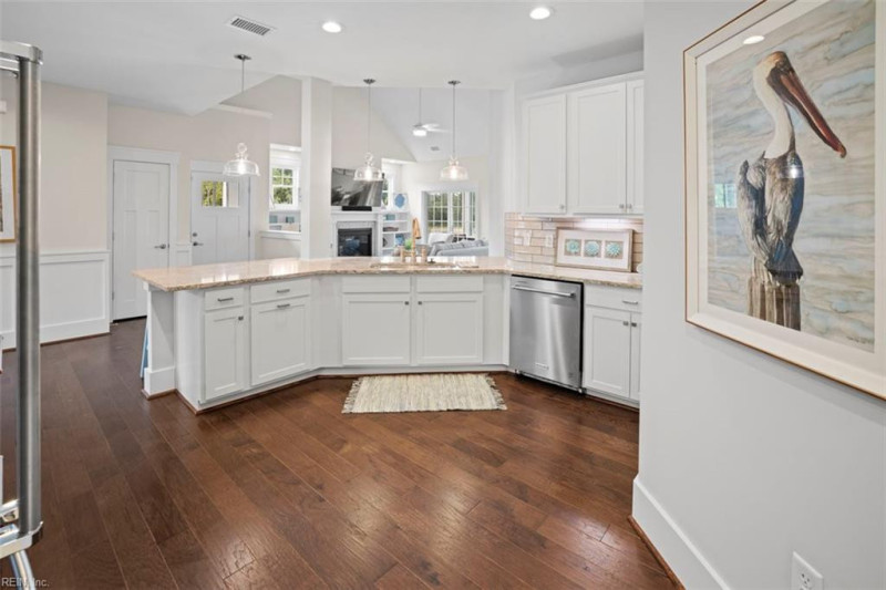Photo 34 of 49 residential for sale in Suffolk virginia