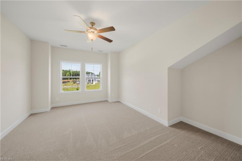 Photo 10 of 25 residential for sale in Suffolk virginia