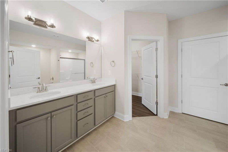 Photo 9 of 25 residential for sale in Suffolk virginia