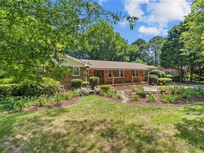 property image for 4712 Thoroughgood Drive VIRGINIA BEACH VA 23455