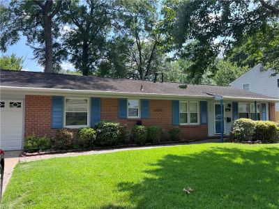 property image for 721 Fox Run Road VIRGINIA BEACH VA 23452