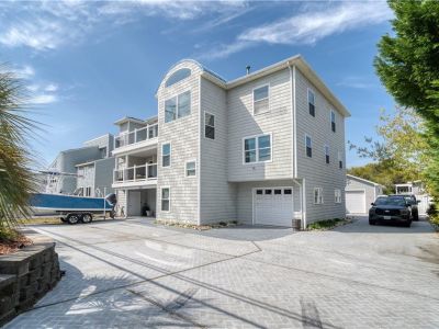 property image for 2805 Sandpiper Road VIRGINIA BEACH VA 23456