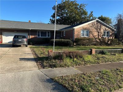 property image for 2427 Heutte Drive NORFOLK VA 23518