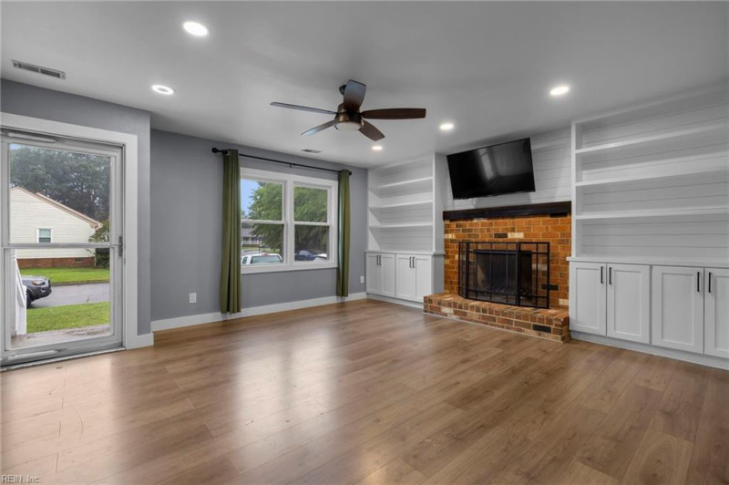 Photo 7 of 28 residential for sale in Chesapeake virginia Photo 7 of 28 residential for sale in Chesapeake virginia