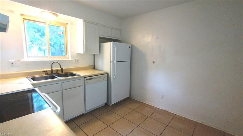 Photo 11 of 46 residential for sale in Virginia Beach virginia Photo 11 of 46 residential for sale in Virginia Beach virginia