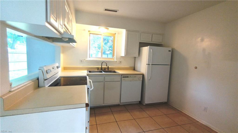 Photo 9 of 46 residential for sale in Virginia Beach virginia Photo 9 of 46 residential for sale in Virginia Beach virginia