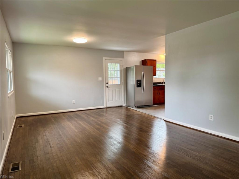 Photo 7 of 27 residential for sale in Hampton virginia Photo 7 of 27 residential for sale in Hampton virginia