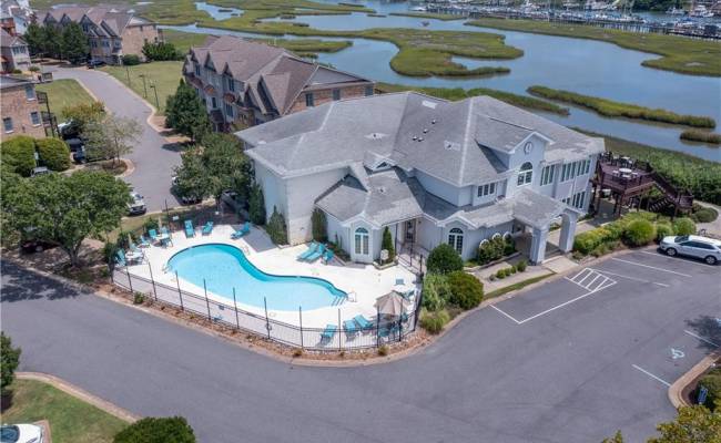 730 Charthouse Circle, Hampton, VA 23664