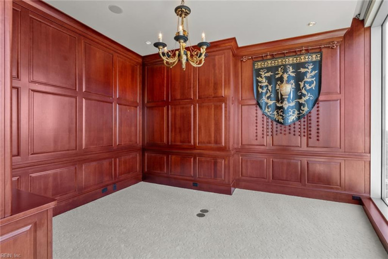 Photo 17 of 49 residential for sale in Virginia Beach virginia