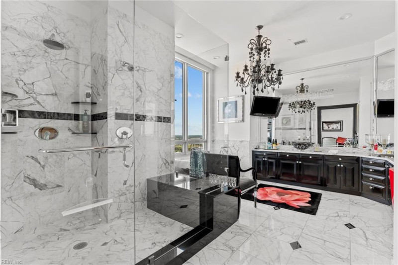 Photo 23 of 49 residential for sale in Virginia Beach virginia
