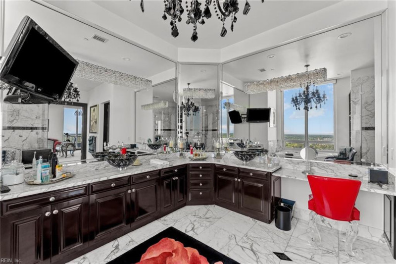 Photo 26 of 49 residential for sale in Virginia Beach virginia
