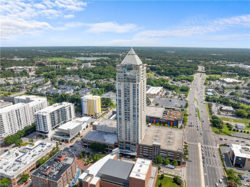 Photo 3 of 49 residential for sale in Virginia Beach virginia