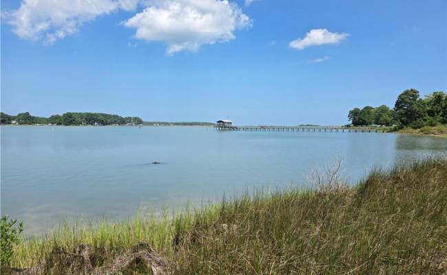 2 acr Horn Harbor Avenue, Mathews County, VA 23125