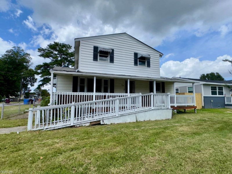 Photo 1 of 24 residential for sale in Chesapeake virginia