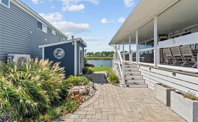 3665 Sandpiper Road, Virginia Beach, VA 23456