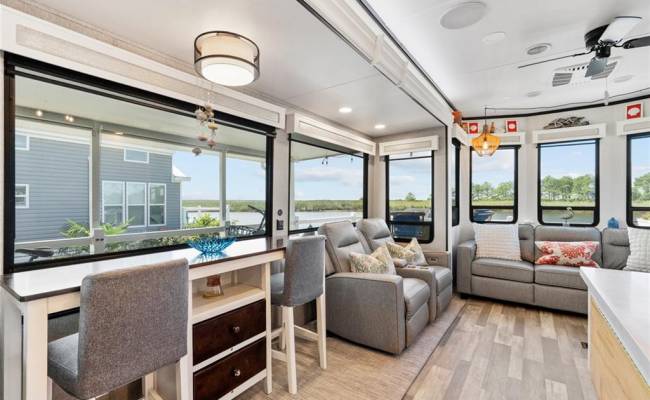 3665 Sandpiper Road, Virginia Beach, VA 23456