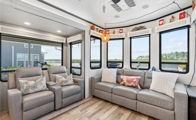 3665 Sandpiper Road, Virginia Beach, VA 23456