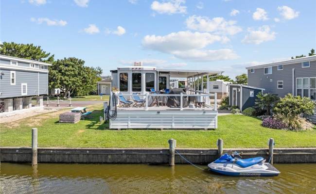 3665 Sandpiper Road, Virginia Beach, VA 23456