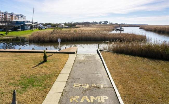 3665 Sandpiper Road, Virginia Beach, VA 23456