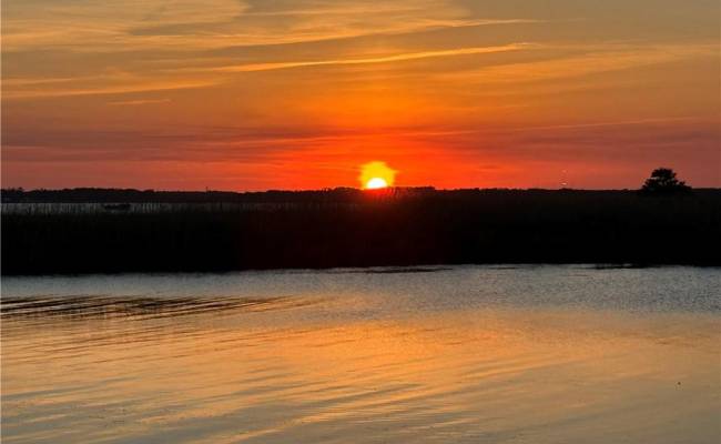 3665 Sandpiper Road, Virginia Beach, VA 23456