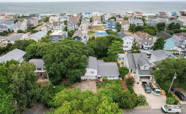 612 Surfside Avenue, Virginia Beach, VA 23451
