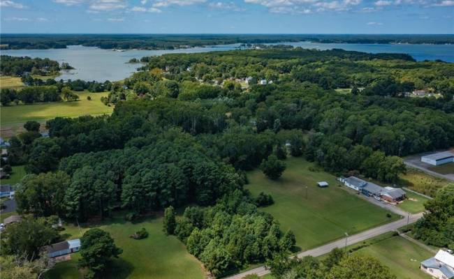 2210 Old Ferry Road, Mathews County, VA 23076