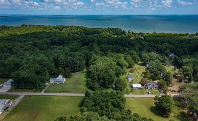 2210 Old Ferry Road, Mathews County, VA 23076