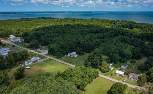 2210 Old Ferry Road, Mathews County, VA 23076