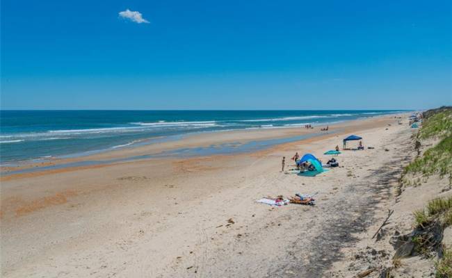 574 Live Oak Court, Currituck County, NC 27927