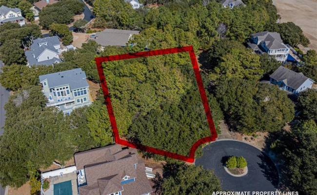 574 Live Oak Court, Currituck County, NC 27927