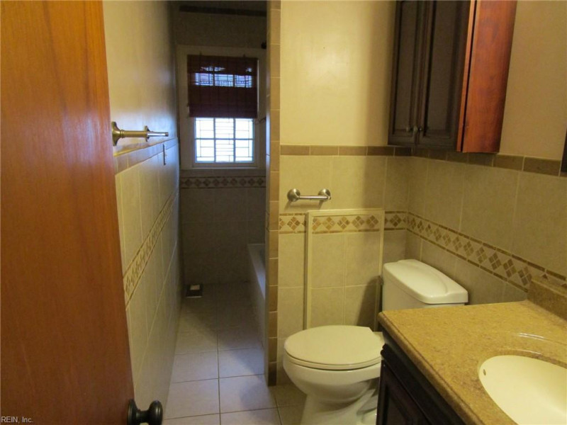 Photo 16 of 25 residential for sale in Hampton virginia