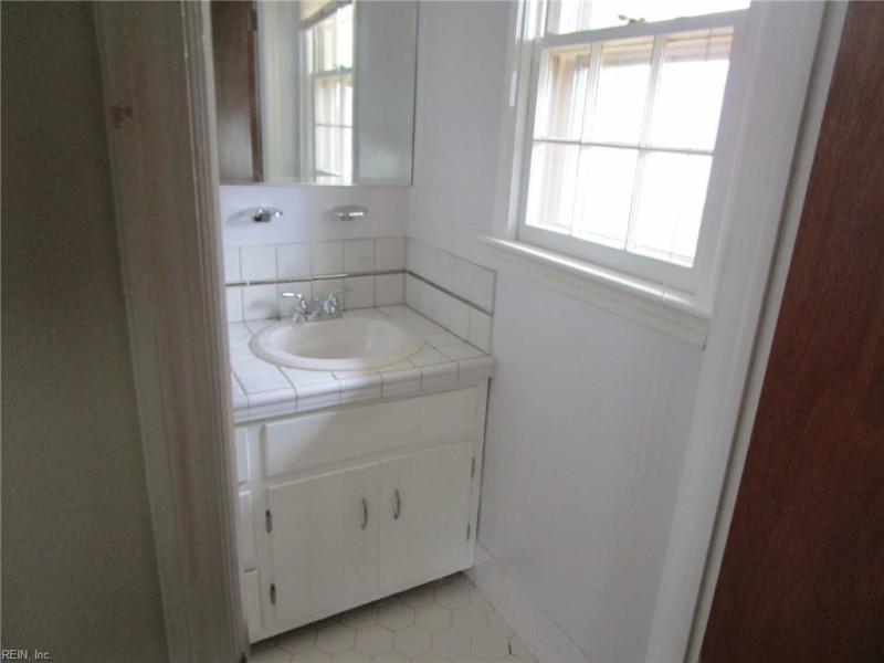 Photo 20 of 25 residential for sale in Hampton virginia