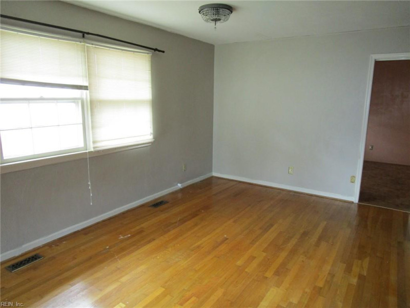 Photo 23 of 25 residential for sale in Hampton virginia