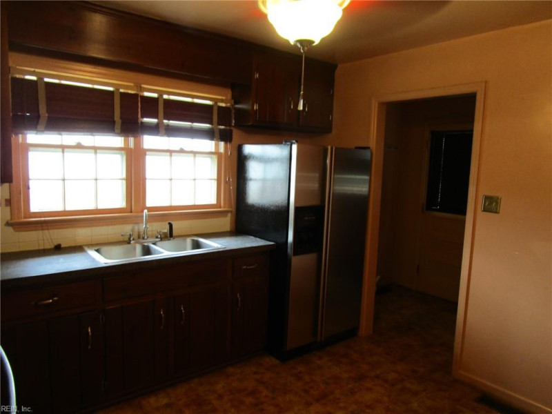 Photo 8 of 25 residential for sale in Hampton virginia