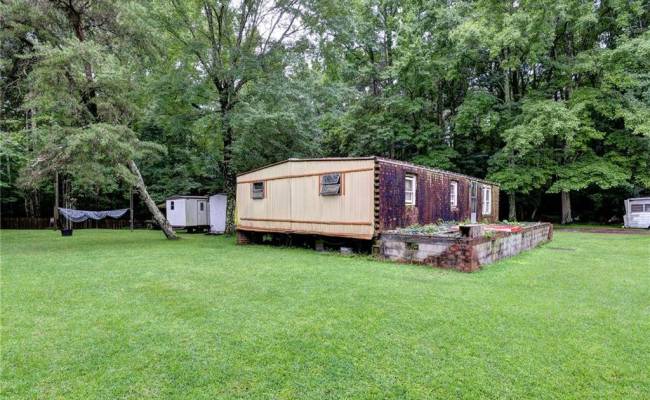 200 Jolly Pond Road, James City County, VA 23188