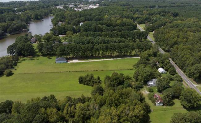 7848 Guinea Road, Gloucester County, VA 23061