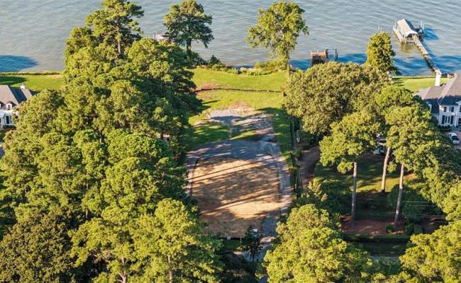 803 Riverside Drive, Newport News, VA 23606