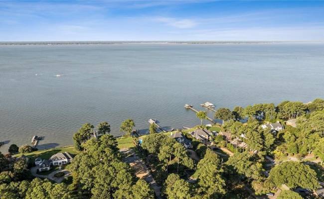 803 Riverside Drive, Newport News, VA 23606