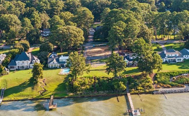 803 Riverside Drive, Newport News, VA 23606