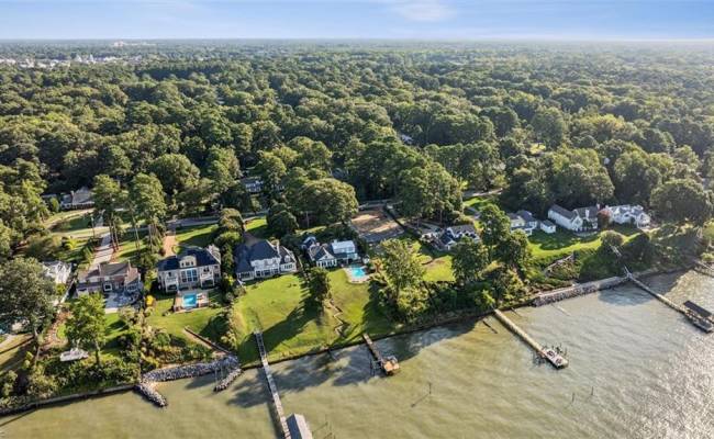 803 Riverside Drive, Newport News, VA 23606