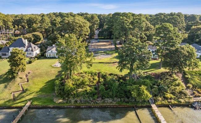 803 Riverside Drive, Newport News, VA 23606